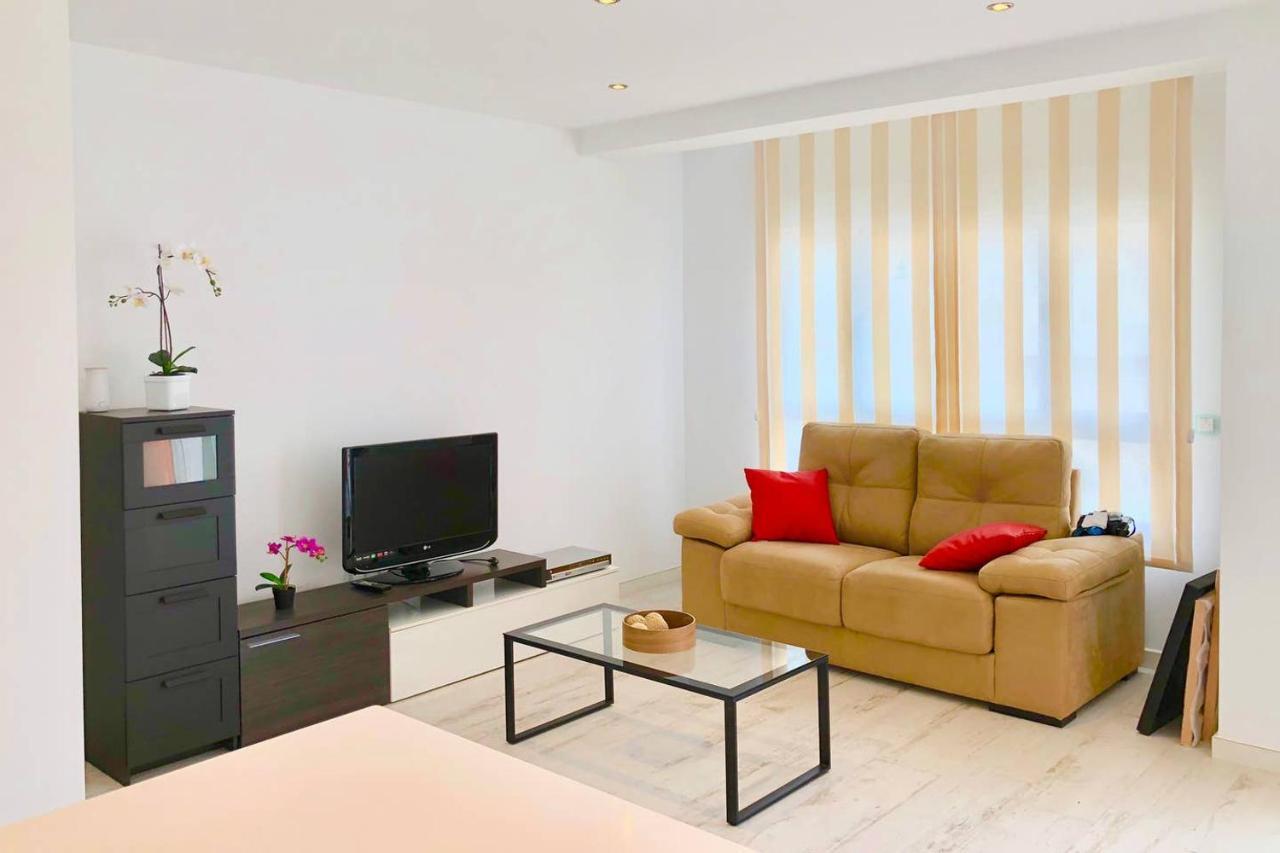 Moderno Apartamento, Calidad Premium, Reformado Integralmente Apartment Garrucha Luaran gambar